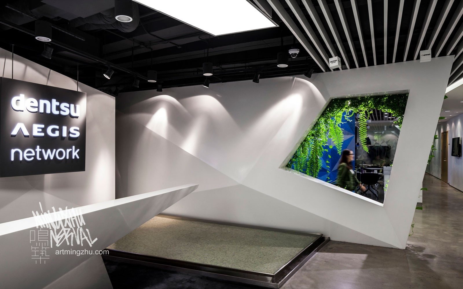 Vertical Garden by Mingzhu Nerval – Dentsu Aegis