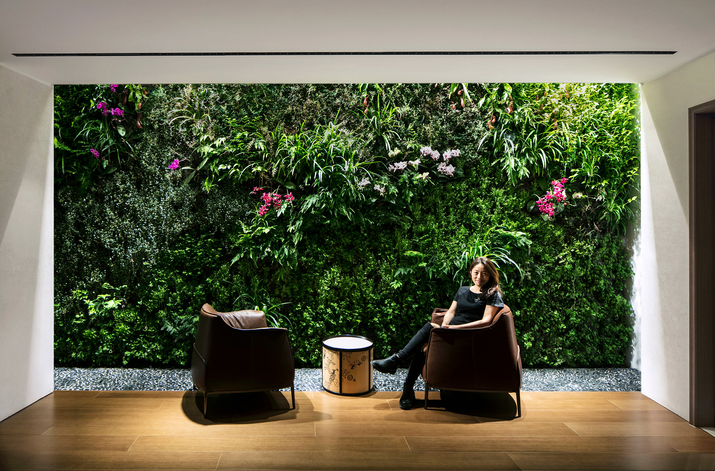 Art of the garden by Mingzhu Nerval | Private luxury villa in Hong Kong, 2016