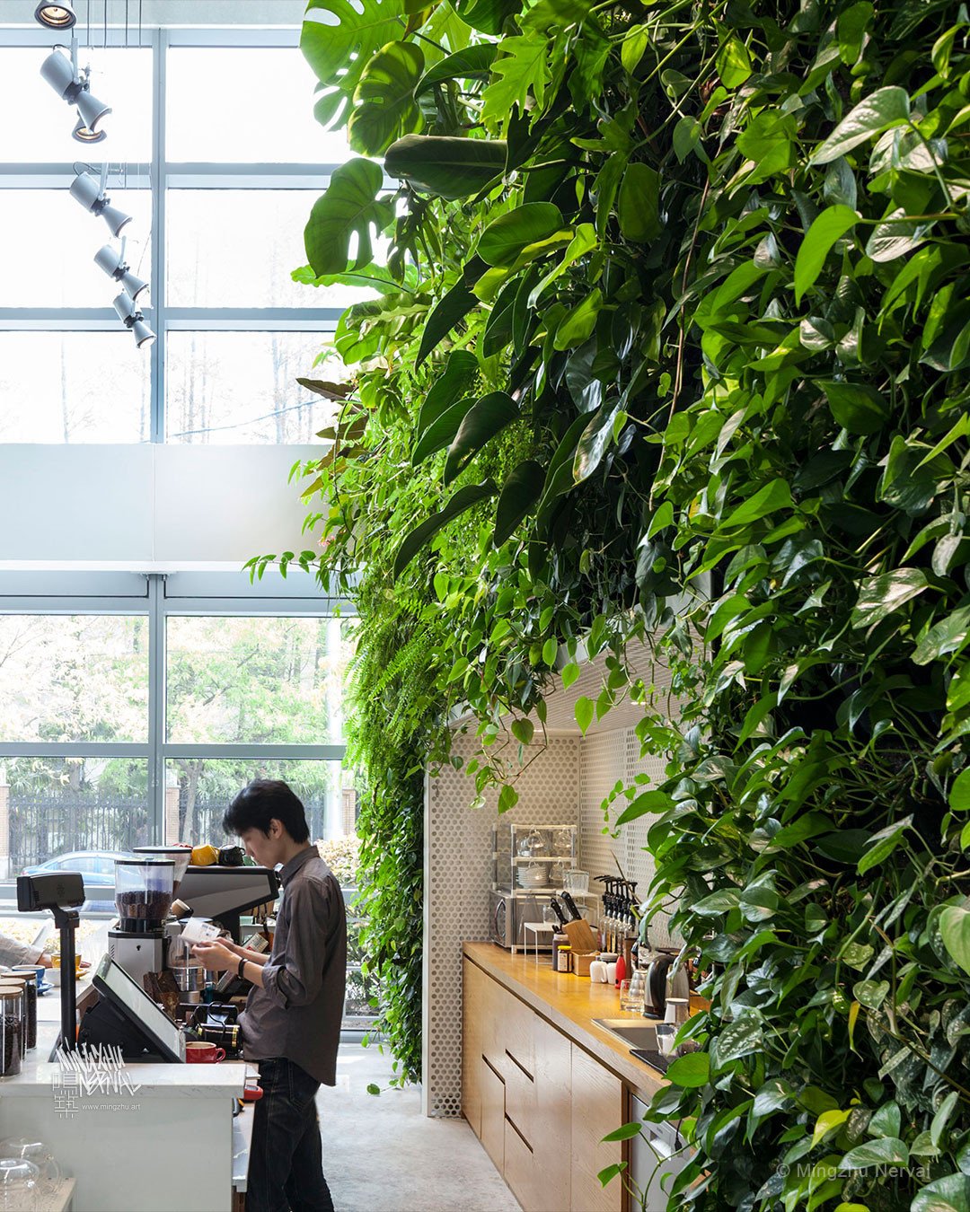 Mingzhu Nerval vertical living wall experts created a sustainable city architecture at Tongji International Design Center in Shanghai, 2013