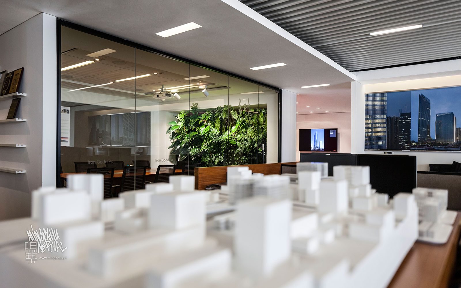 Vertical garden by Mingzhu Nerval at Gensler in Shanghai, 2017