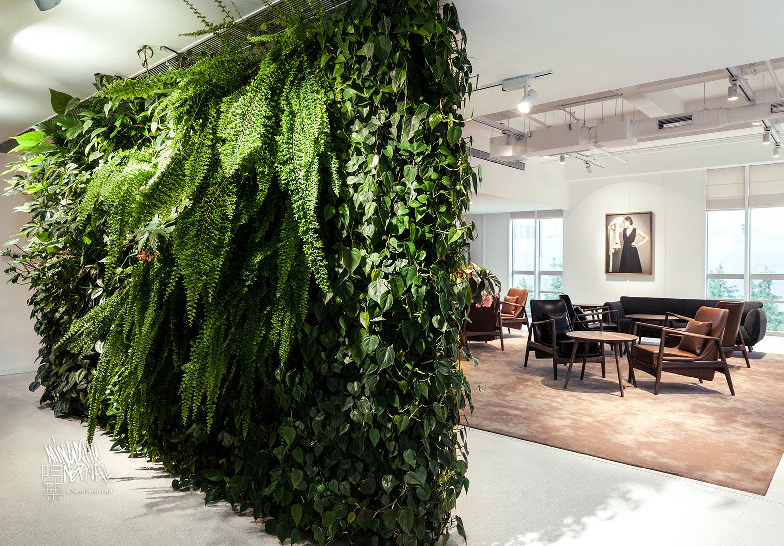 Mingzhu Nerval vertical living wall experts created a healthy nature workspace for the ICICLE Headquarters in Shanghai, 2016