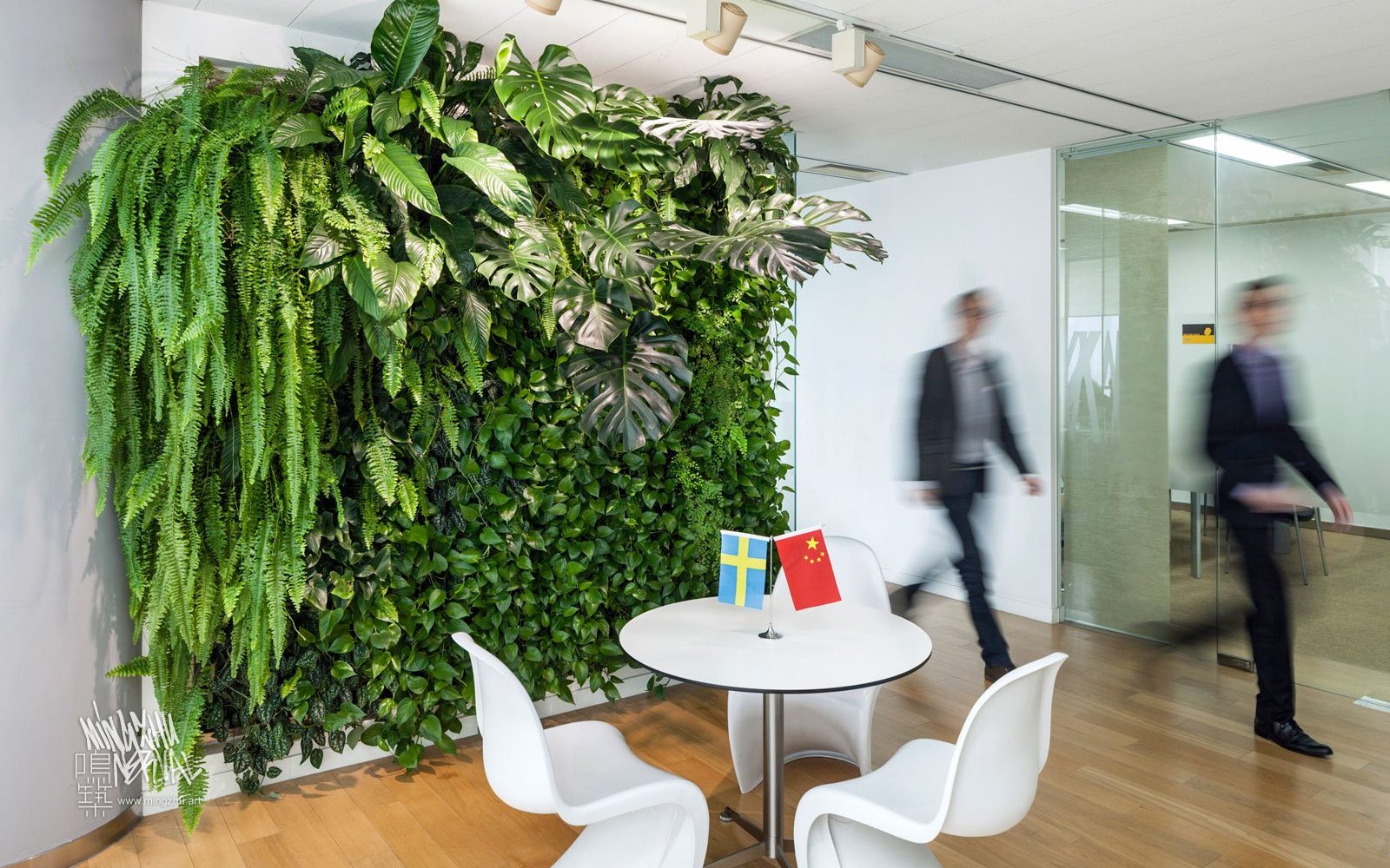 At Mingzhu Nerval, we thrive at creating the most beautiful vertical gardens in the world. For the Swedish Consulate, we created a healthy nature workspace - Shanghai, 2012.