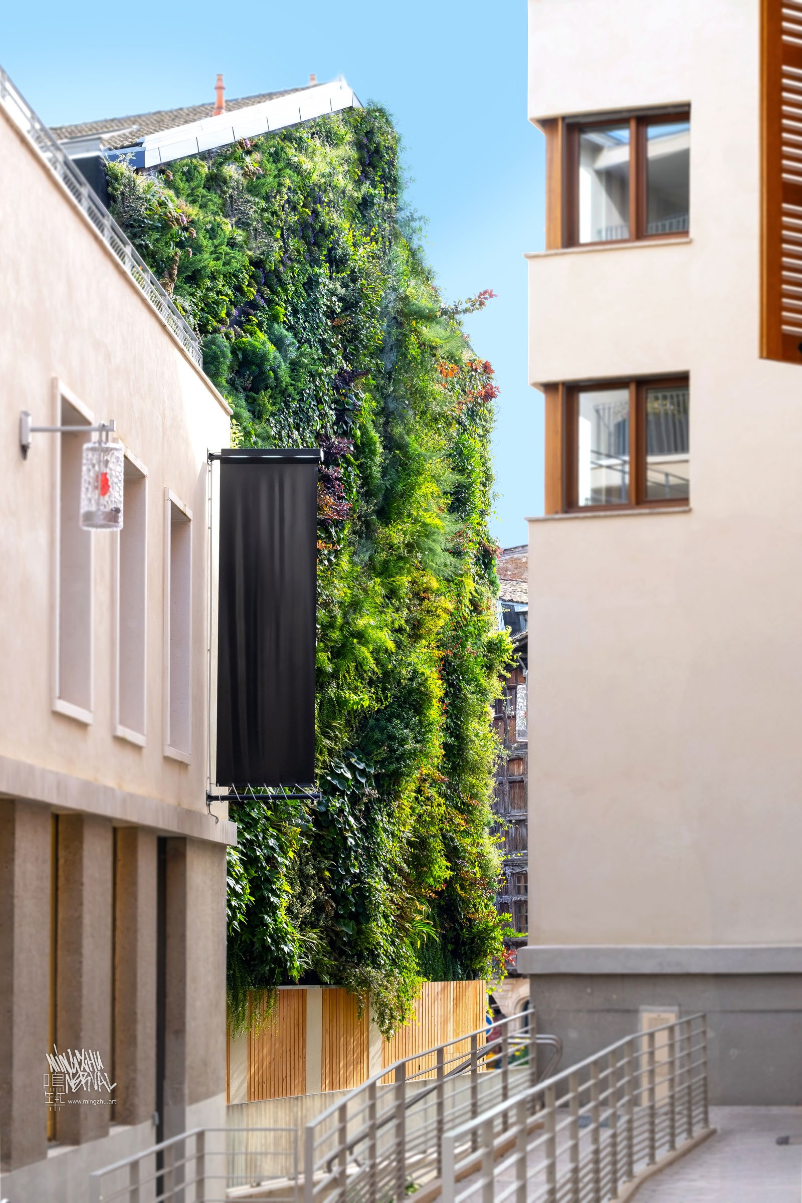 Mingzhu Nerval living wall mural in Macon, France